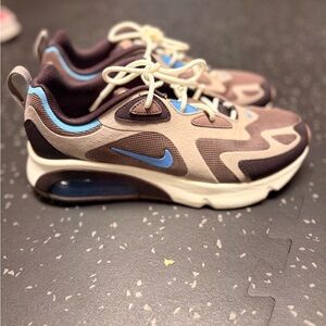 Nike Women’s Sneakers - Brown and Blue